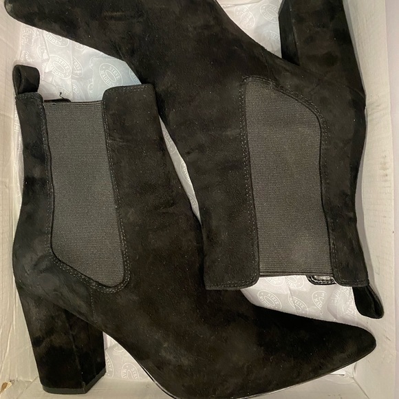 Steve Madden Black Subtle Suede Bootie - Picture 4 of 6